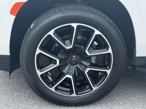 Used 2023 Chevrolet Tahoe RST w/ Luxury Package RWD image 9
