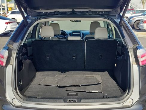 Used 2024 Ford Edge Titanium image 25