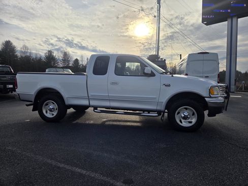 Used 2001 Ford F150 XLT image 23