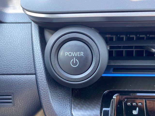 Certified 2025 Toyota Prius FWD image 9