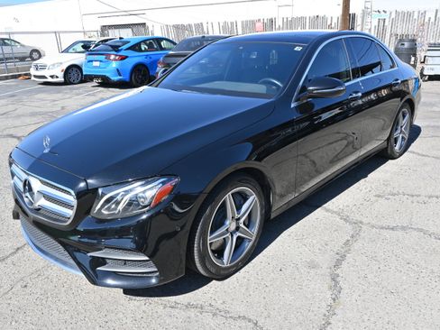 Used 2017 Mercedes-Benz E 300 image 1