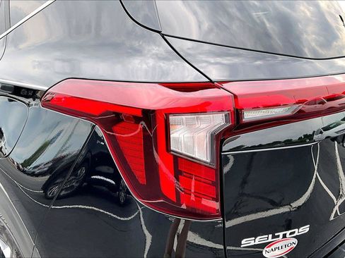 Used 2025 Kia Seltos EX w/ EX Sunroof Package AWD/4WD image 31