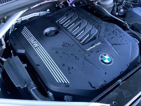 Used 2022 BMW X6 xDrive40i w/ Climate Comfort Package image 31