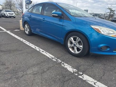 Used 2014 Ford Focus SE FWD image 10