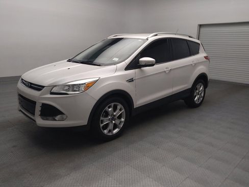 Used 2014 Ford Escape Titanium FWD image 2