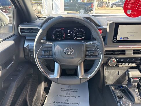 New 2025 Toyota Tacoma TRD Off-Road image 22