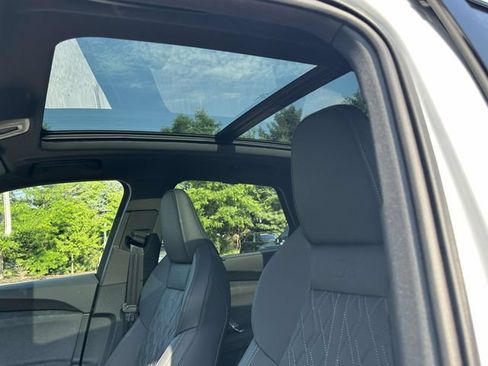 Certified 2025 Audi SQ5 Premium Plus AWD/4WD image 21