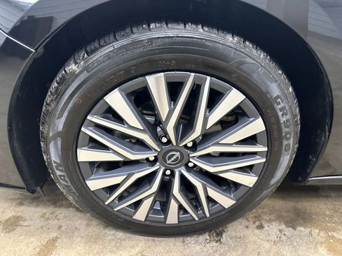 Used 2023 Nissan Altima 2.5 SV image 31