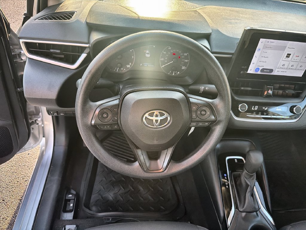 Used 2023 Toyota Corolla LE FWD image 11