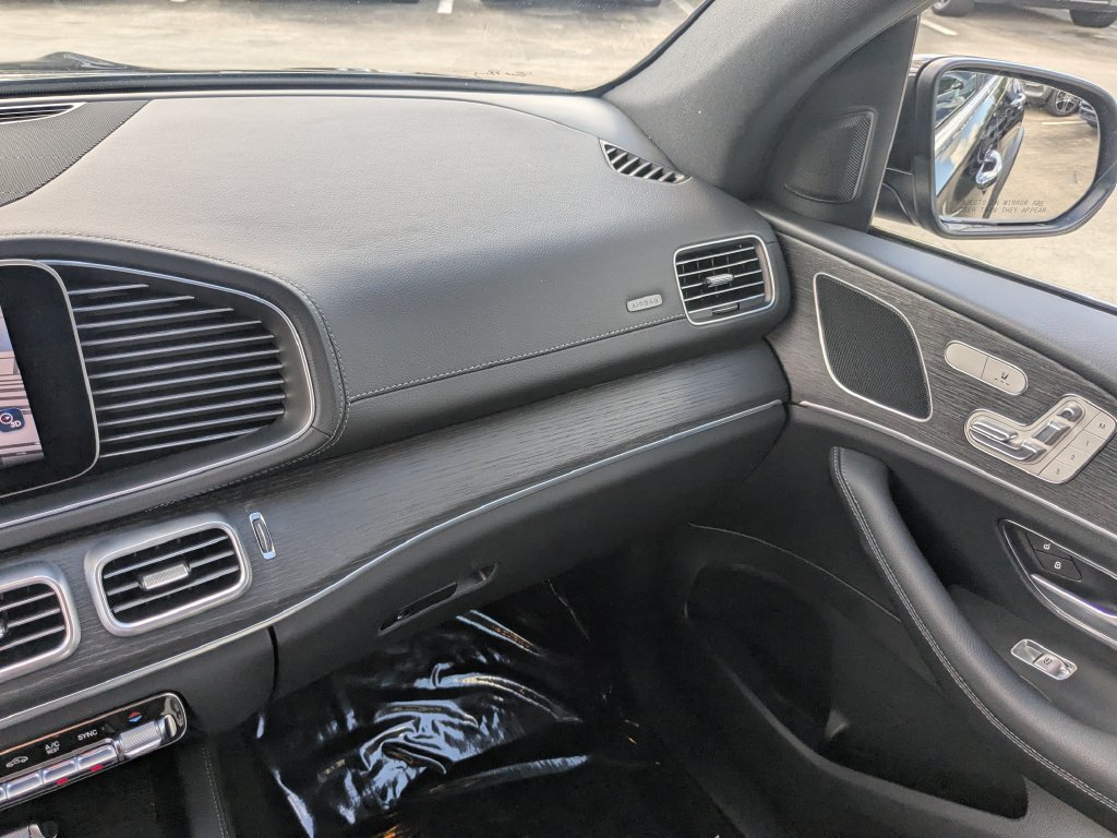Used 2026 Mercedes-Benz GLE 350 4MATIC image 4