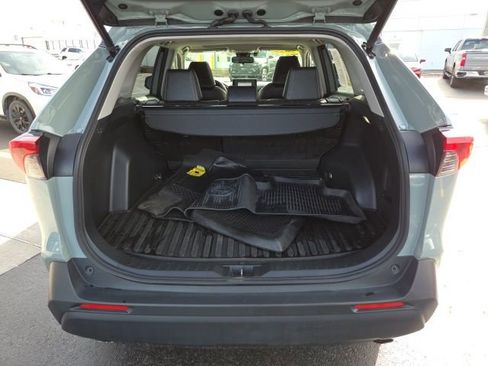 Used 2022 Toyota RAV4 XLE Premium image 25