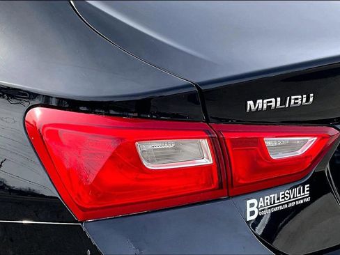 Used 2016 Chevrolet Malibu LS image 28