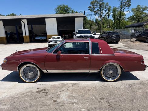 Used 1987 Buick Regal Limited RWD image 16