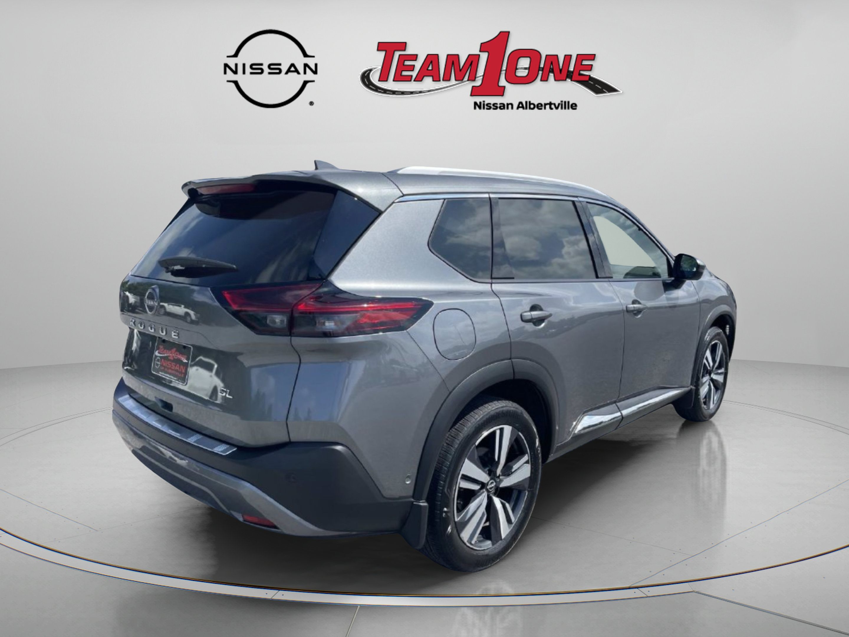 Used 2023 Nissan Rogue SL w/ SL Premium Package FWD image 8
