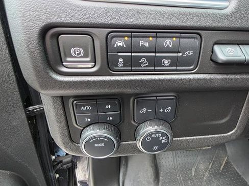 Used 2022 Chevrolet Tahoe High Country image 28