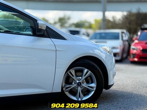 Used 2013 Ford Focus SE FWD image 6