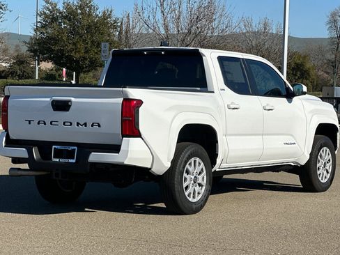 New 2025 Toyota Tacoma SR5 image 4