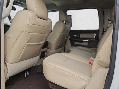 Used 2014 RAM 2500 Laramie w/ Convenience Group image 17