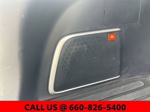 Used 2021 Toyota Venza Limited image 14