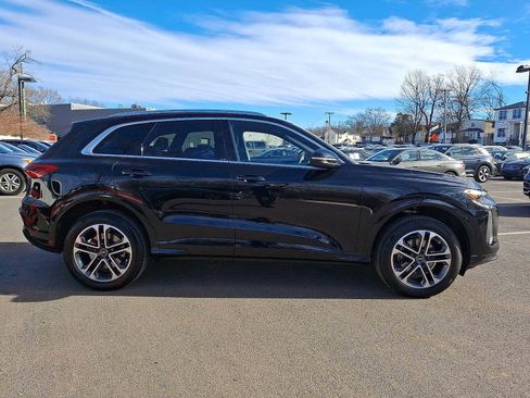 Certified 2025 Audi Q5 Premium w/ Convenience Package image 26