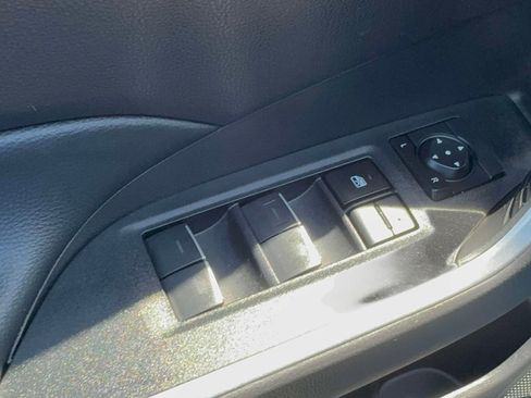 Used 2023 Toyota RAV4 AWD Hybrid image 18