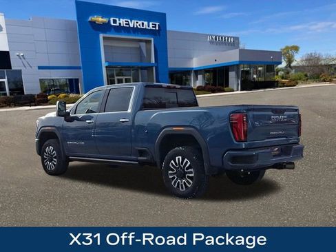 Used 2024 GMC Sierra 2500 Denali Ultimate image 6