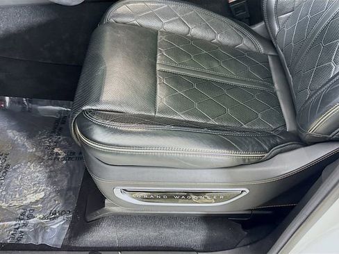 Used 2023 Jeep Grand Wagoneer Series III image 20