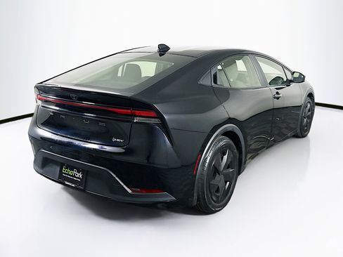 Used 2024 Toyota Prius LE image 9