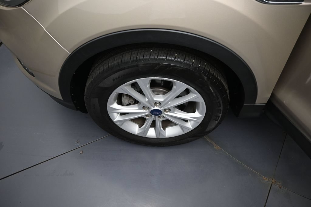 Used 2018 Ford Escape SE AWD/4WD image 34