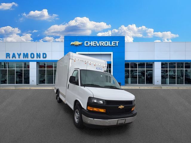 New 2026 Chevrolet Express 3500 w/ Power Convenience Package RWD image 10