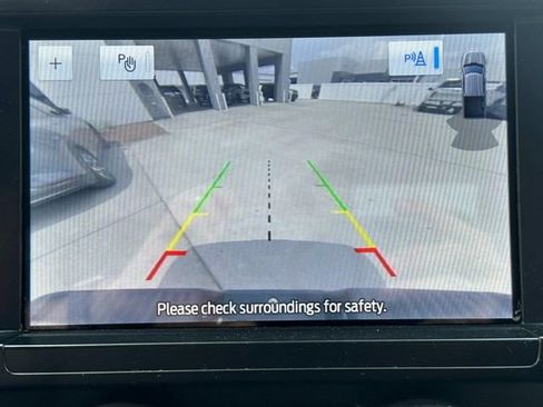 Used 2023 Ford F150 XLT image 19