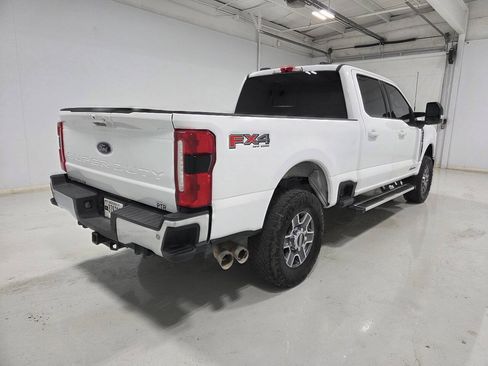 Used 2024 Ford F250 Lariat w/ FX4 Off-Road Package AWD/4WD image 9