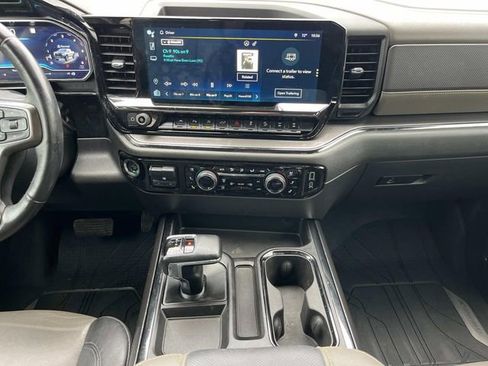 Certified 2023 Chevrolet Silverado 1500 ZR2 AWD/4WD image 18
