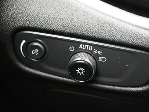 Used 2023 Chevrolet Malibu LT FWD image 21