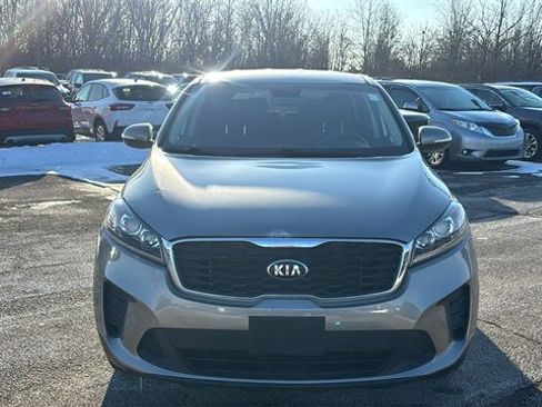 Used 2019 Kia Sorento LX image 5