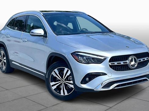 Used 2026 Mercedes-Benz GLA 250 4MATIC image 3
