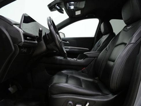 Used 2024 Cadillac XT4 Premium Luxury image 12