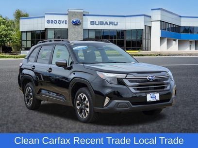 Used 2025 Subaru Forester Premium w/ Convenience Package #1