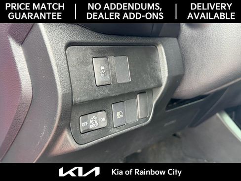 Used 2021 Toyota Tacoma SR image 16