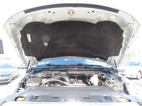 Used 2018 RAM 1500 Laramie RWD image 9