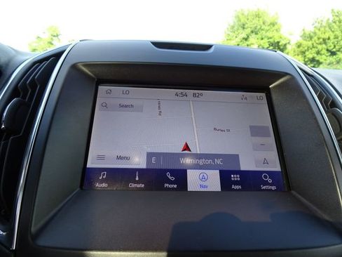 Used 2020 Ford Edge Titanium w/ Equipment Group 301A AWD/4WD image 23
