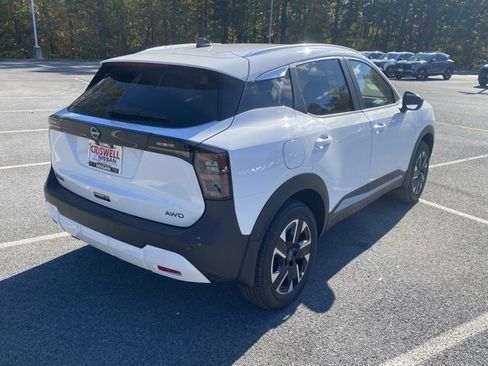 New 2026 Nissan Kicks SV image 8