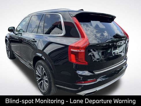 Used 2020 Volvo XC90 T5 Momentum w/ Protection Package Premier FWD image 8
