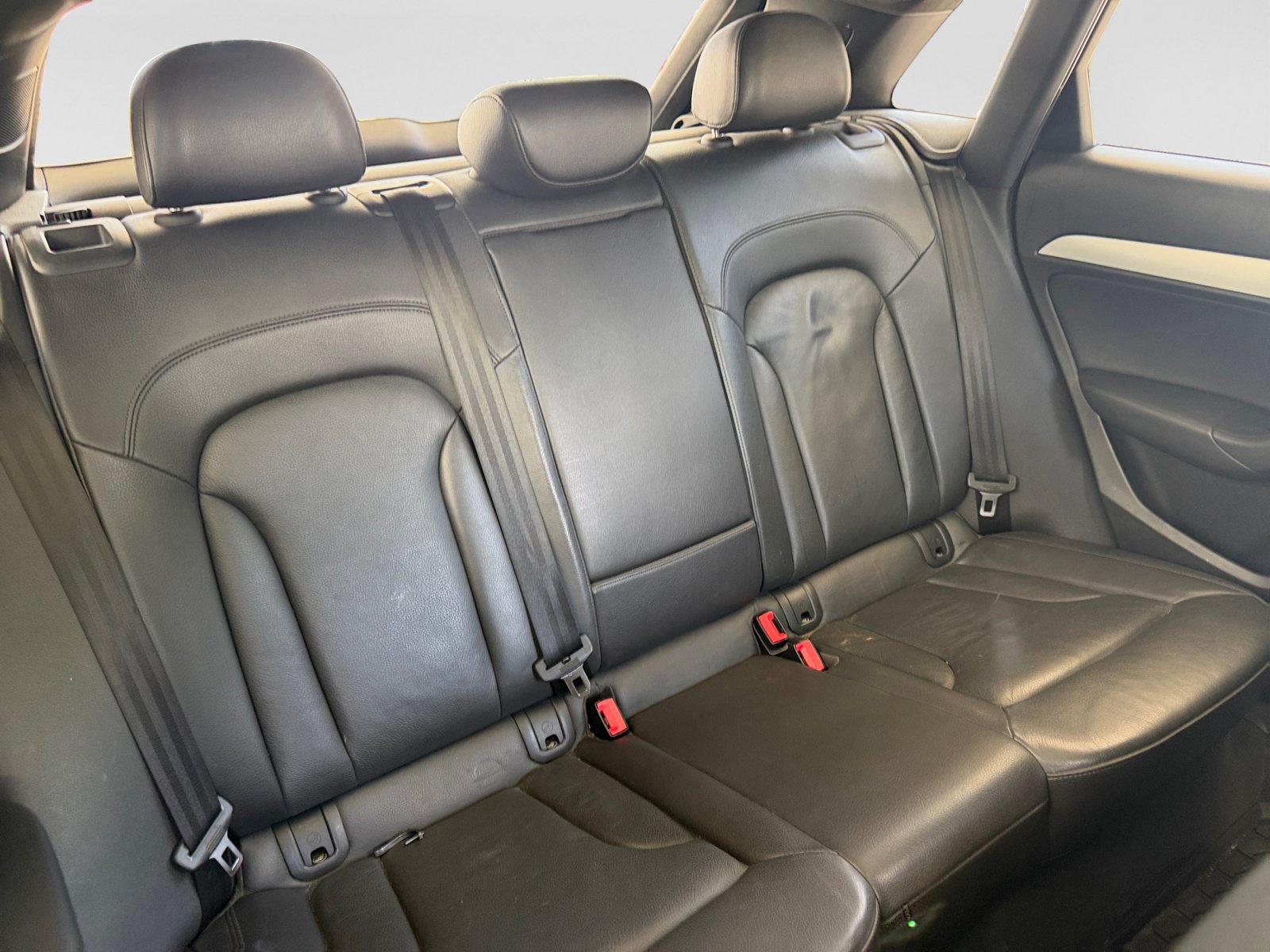 Used 2018 Audi Q3 2.0T Premium FWD image 17