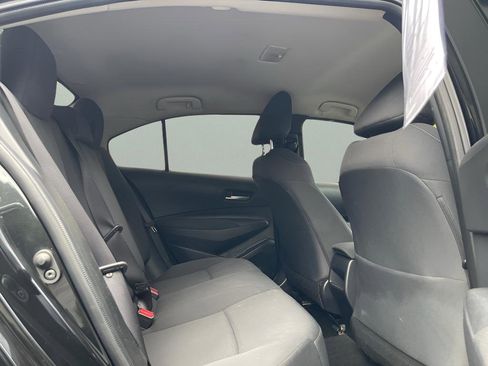 Used 2020 Toyota Corolla LE image 17