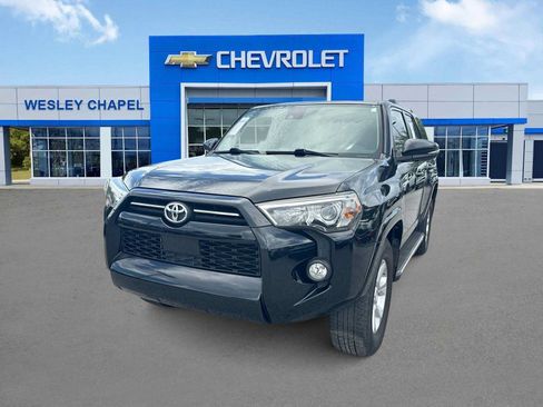 Used 2020 Toyota 4Runner SR5 Premium w/ Moonroof Package RWD image 1