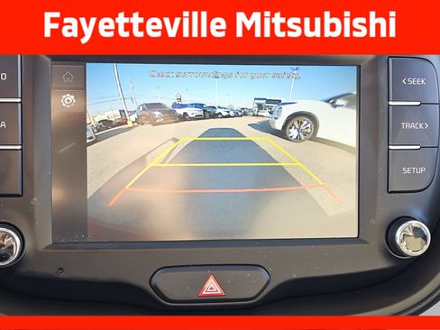 Used 2025 Kia Soul LX w/ LX Technology Package image 21