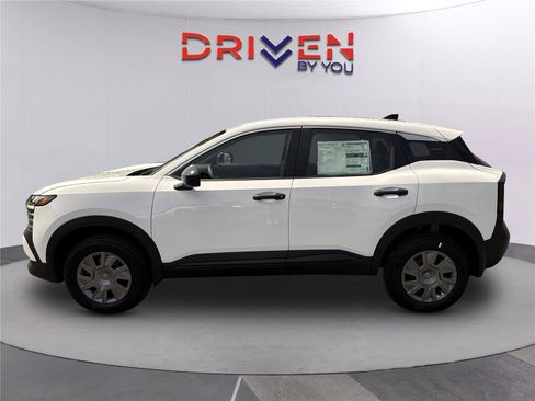 New 2026 Nissan Kicks S FWD image 7