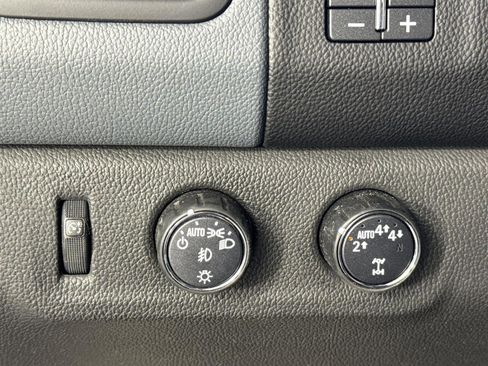 Used 2021 Chevrolet Colorado Z71 w/ Safety Package image 23