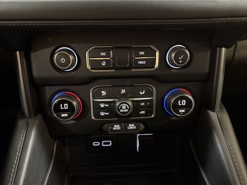 Used 2023 Chevrolet Tahoe LS AWD/4WD image 19